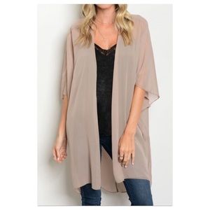 ▶️ BUNDLE Trendy Tan Sheer Kimono w/ Bracelet!